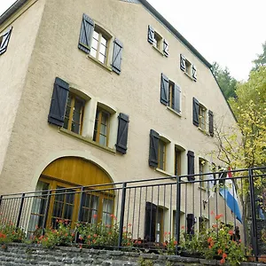 Hostel Youth